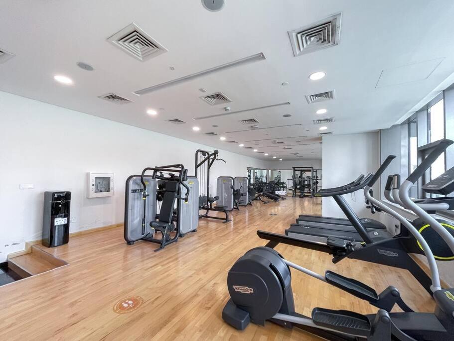 Cozy Studio In Sparkle Tower Jbr By Suiteable Dubai Exteriör bild